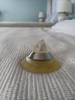 Krizia Perfume